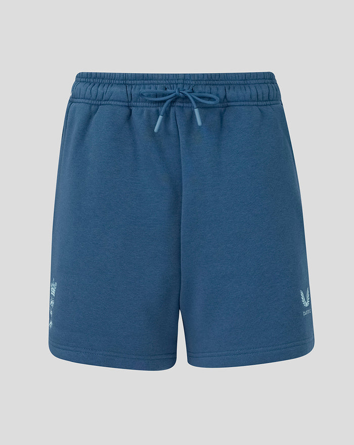 Ensign blue Travel adapt fleece shorts with drawstring waist, navy Three Lions crest on the leg and Toyota branding.