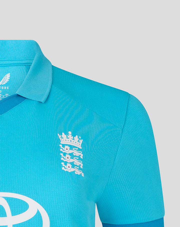 Shoulder view of blue Women's ODI replica shirt highlighting the England crest.